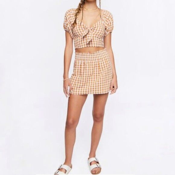 Forever 21 Gingham Plaid Skort‎ Size Small High Rise Seesucker Tan Shorts Skirt - Picture 2 of 8